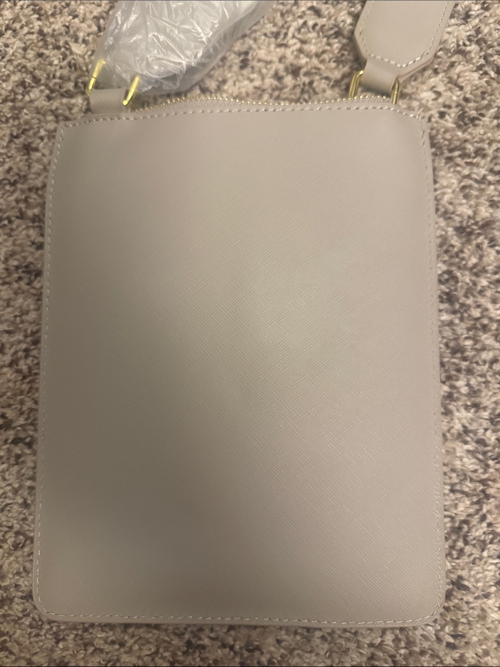 JOY MANGANO NWT Clean & Chic Slimline tan Saffiano leather crossbody bag w/ RFID - Picture 4 of 5
